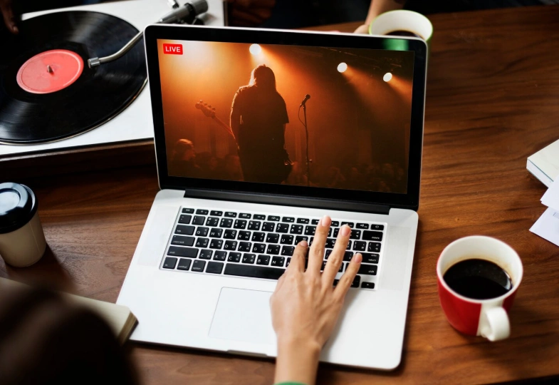Montage vidéo dans un logiciel professionnel